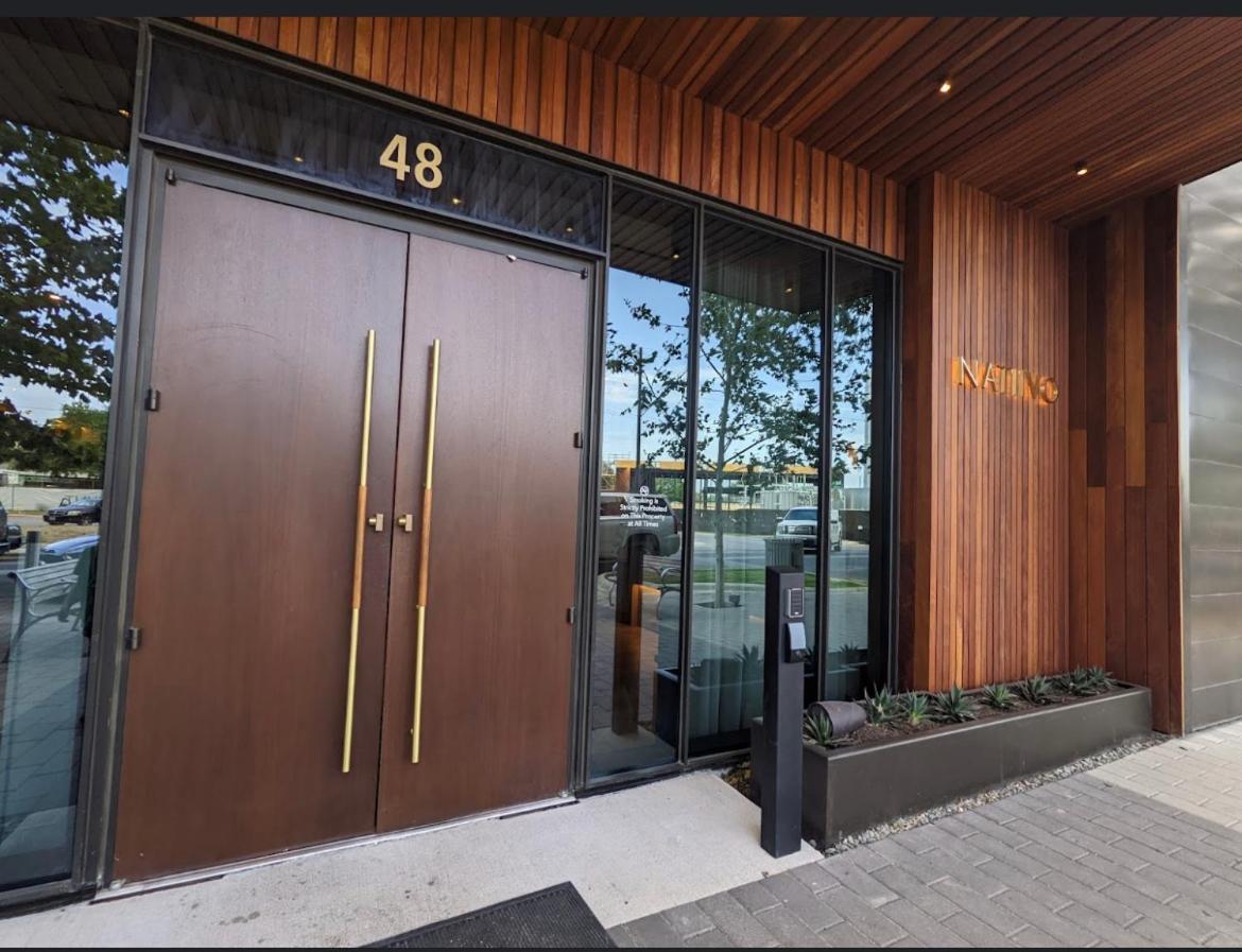 Central Modern Condo W/ Amazing Luxury Amenities Остин Екстериор снимка
